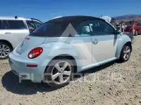 2010 Volkswagen BEETLE фото