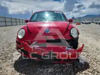 2010 Volkswagen BEETLE photo