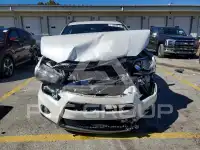 2011 Mitsubishi OUTLANDER photo