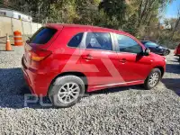 2011 Mitsubishi OUTLANDER photo
