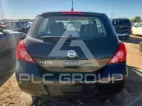 2011 Nissan VERSA фото