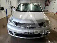 2011 Nissan VERSA photo