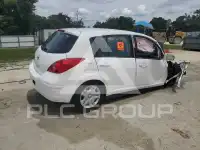 2011 Nissan VERSA photo