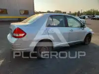2011 Nissan VERSA фото