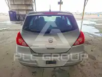 2011 Nissan VERSA фото