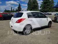 2011 Nissan VERSA фото