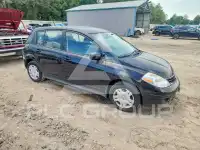 2011 Nissan VERSA photo