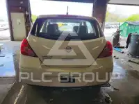 2011 Nissan VERSA photo