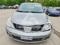 2011 Nissan VERSA photo