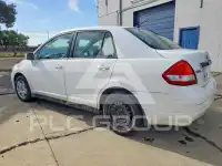 2011 Nissan VERSA photo