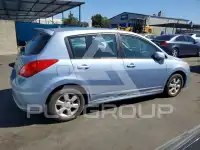 2011 Nissan VERSA photo