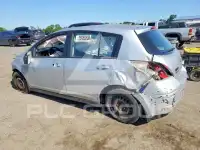 2011 Nissan VERSA photo