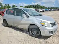 2011 Nissan VERSA photo