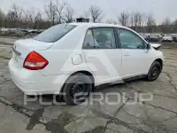 2011 Nissan VERSA photo