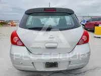 2011 Nissan VERSA фото