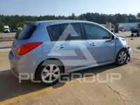 2011 Nissan VERSA photo