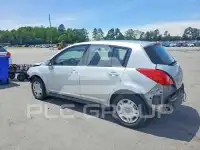 2011 Nissan VERSA photo