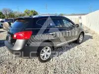 2011 Nissan ROGUE photo