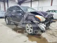 2011 Nissan ROGUE photo