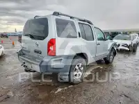2011 Nissan XTERRA фото