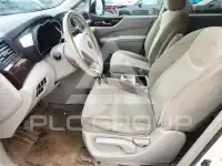 2011 Nissan QUEST photo