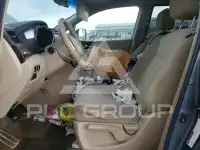 2011 Nissan QUEST фото