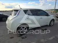 2011 Nissan LEAF photo