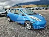 2011 Nissan LEAF photo