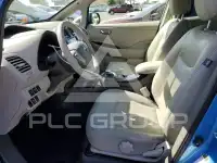 2011 Nissan LEAF photo