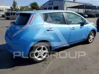 2011 Nissan LEAF photo