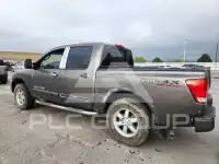 2011 Nissan TITAN фото