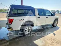 2011 Nissan TITAN фото