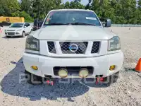 2011 Nissan TITAN фото