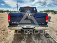 2011 Nissan TITAN фото