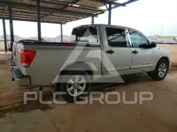2011 Nissan TITAN фото