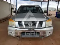 2011 Nissan TITAN фото