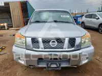 2011 Nissan TITAN фото