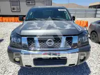 2011 Nissan TITAN фото