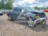 2011 Nissan TITAN фото