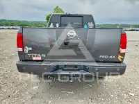 2011 Nissan TITAN фото