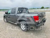 2011 Nissan TITAN фото