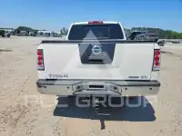 2011 Nissan TITAN фото