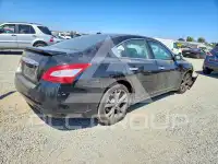2011 Nissan MAXIMA photo