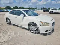 2011 Nissan MAXIMA photo