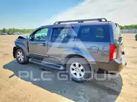 2011 Nissan PATHFINDER photo