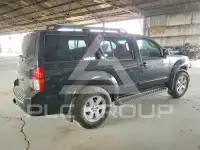 2011 Nissan PATHFINDER photo