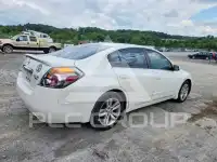 2011 Nissan ALTIMA photo