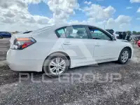 2011 Nissan ALTIMA фото