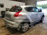2011 Nissan Juke фото