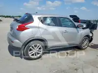 2011 Nissan Juke photo